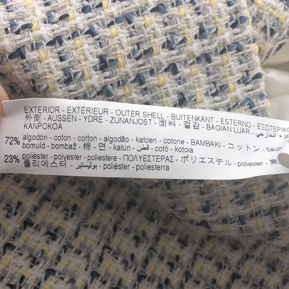 Zara Basics Cream Tweed Style Blazer Flower Button - Picture 9 of 9